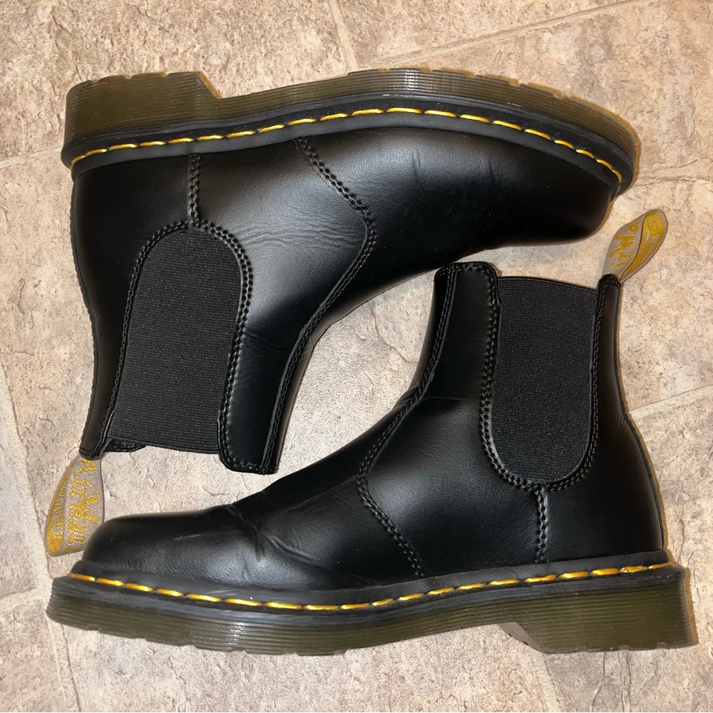 Dr. Martens Vegan 2976 Chelsea Boot